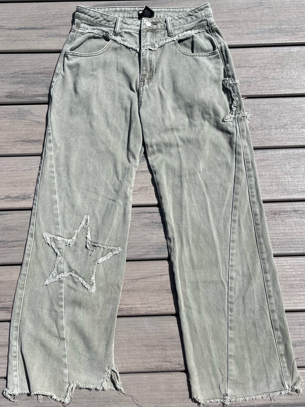 Hot Topic; Olive Green; Distressed Denim; Wide Leg/Flared Jeans; Star Patches; S